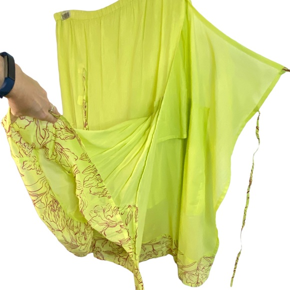 Jacques Ruc 2 Piece Chartreuse Maroon Floral Gauzy Layered Oversized Dress - Picture 11 of 16